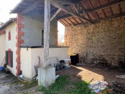 &#8364;123650 - Magnificent Views : 2 Bedroom House With Garden/woodland & River Frontage