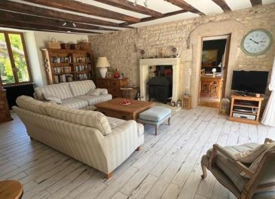 &#8364;576450 - 6 Bedroom Mill On Over 1 Acre Of Landscaped Gardens, Swimming Pool And Barn