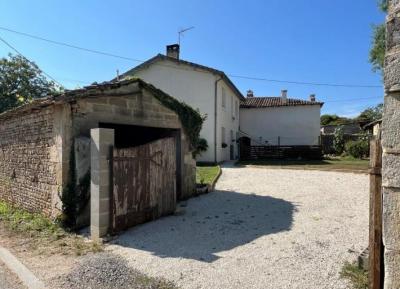 &#8364;149800 - Pretty 3 Bedroom House With Studio, Outbuildings And Garden