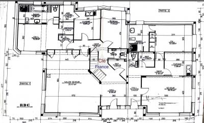 Maison Individuelle Dans Un Quartier Recherche, En Impasse, 240 M2 Habitables Et Sur Parcelle De 100