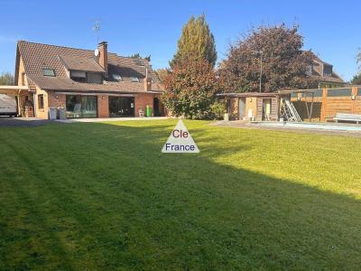 Maison De Famille Avec Piscine