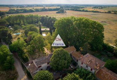 Aimargues - Propriete Equestre De 15 Hectares à Proximite De La Mer, Au Calme