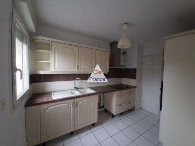 Appartement 3 Pieces Avec Place De Parking, En Centre-ville De Beauvais