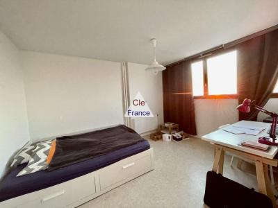 Appartement 26 M2 +parking Quartier Du Colombier , Proche Centre Ville De Rennes, Metro Et Commerces