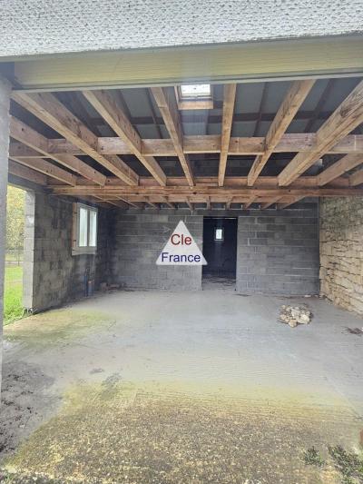 Maison Au Calme Sur 1000m² à Finir