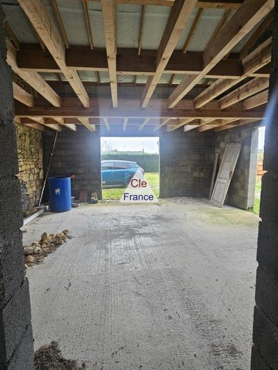 Maison Au Calme Sur 1000m² à Finir