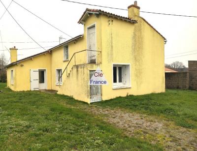 Maison En Campagne à Renover