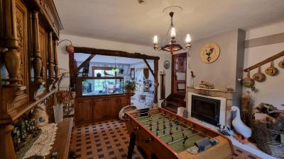 Ancien Hotel-restaurant De 325 m²  Fort Potentiel Commercial