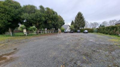 Ancien Hotel-restaurant De 325 m²  Fort Potentiel Commercial