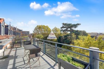 Toulouse Saint Cyprien,t4 Avec Terrasse.