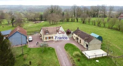 Corps De Ferme Sur 2 Hectares