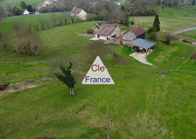 Corps De Ferme Sur 2 Hectares