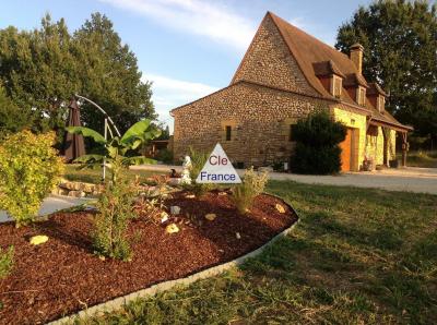 Maison Perigourdine En Pierre Avec Piscine