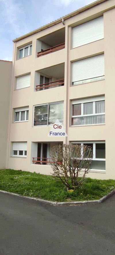 Agreable Appartement Au Cur Du Centre-ville, Situe Dans Un Quartier Calme Et Residentiel