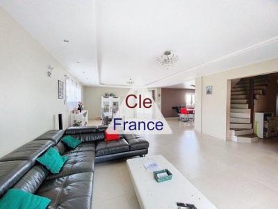 A 1:30 De Paris Sud Par La A 77 Villa De 249m² 4 Chambres Et Jardin