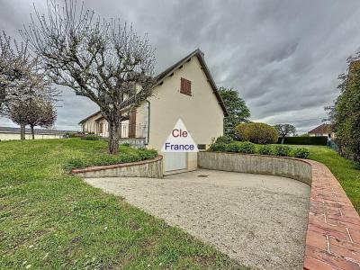 Superbe Maison à Ouzouer Sur Trezee