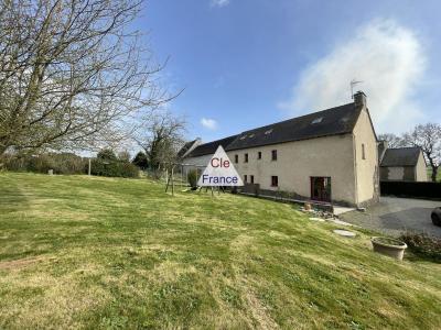 Maison Familiale De 194 M2 , Terrain De 3000m2