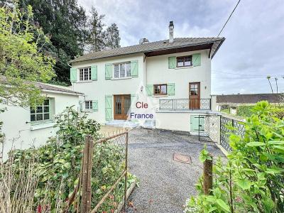 Maison Mitoyenne Avec Double Terrain à Sablons-sur-huisnes