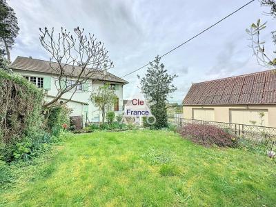 Maison Mitoyenne Avec Double Terrain à Sablons-sur-huisnes