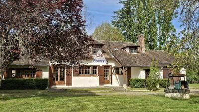 Superbe Habitation De La Fin Du 19e Siecle à Vendre à Chevillon-sur-huillard 45700