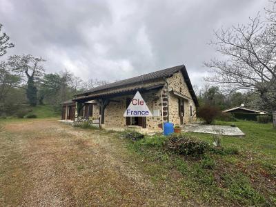 Maison 3 Chambres Avec Terrain De 8214 M2