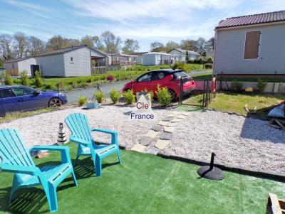 Cottage Et Abris De Jardin Sur Terrain Individuel Dans Parc Residentiel Privatif