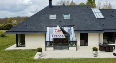 Magnifique Maison D\'architecte à Seulement 5 Minutes De Falaise !