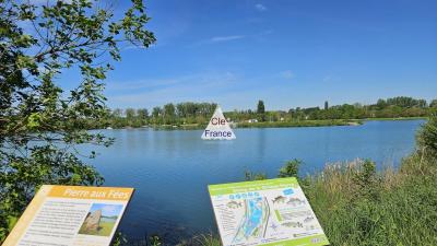 Maison Sur Sous-sol En Bordure De La Base Nautique De Cepoy