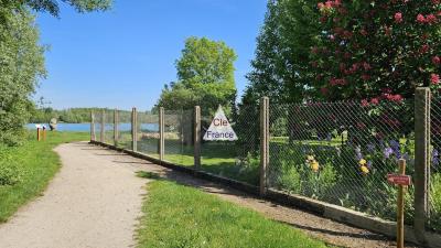 Maison Sur Sous-sol En Bordure De La Base Nautique De Cepoy