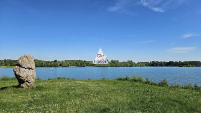 Maison Sur Sous-sol En Bordure De La Base Nautique De Cepoy