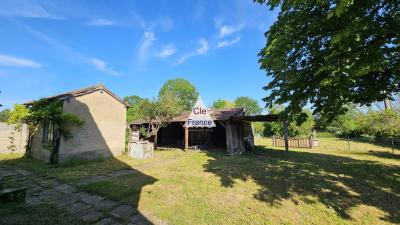 Maison Sur Sous-sol En Bordure De La Base Nautique De Cepoy