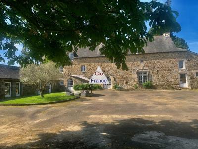 Manoir 15eme Siecle Sur Une Parcelle De 4,6ha