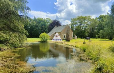 Propriete De Caractere Sur 14 Hectares Avec Bois