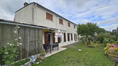 Maison Pierre à Remettre Au Gout Du Jour