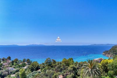 Belle Opportunite En Viager : Charmante Maison Avec Vue Mer