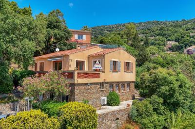 Belle Opportunite En Viager : Charmante Maison Avec Vue Mer