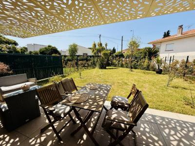 Maison Contemporaine Avec Jardin Et Garage  Saint-aygulf (83370)
