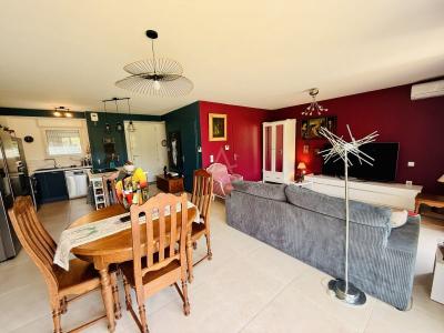 Maison Contemporaine Avec Jardin Et Garage  Saint-aygulf (83370)