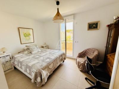Maison Contemporaine Avec Jardin Et Garage  Saint-aygulf (83370)