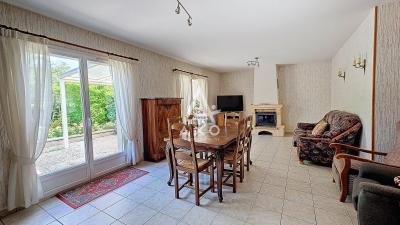 Vaste Maison à Vendre à Proximite De Cepoy 45120