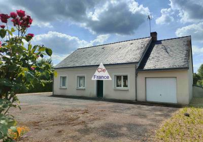 Beau Pavillon De Plain-pied Dans Le Centre De Morannes