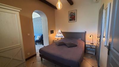 5 Chambres D\'hotes, 3 Appartements T3, 1 Studio, Terrain Avec Pisicne Centre Ville