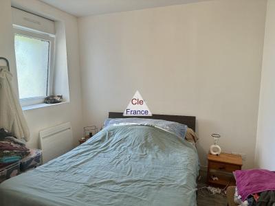 Dans Douvres La Delivrande, 52 M2 Renoves, Avec 2 Ch En Rdj