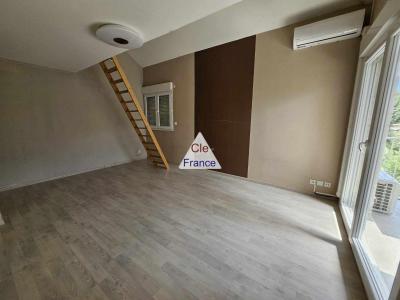 Albertville (73200) : Maison De 2010 T6 De 173 M² Avec Piscine