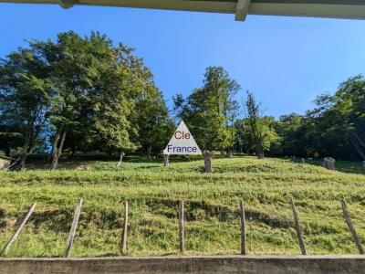 Maison De 155 M² Sur Deux Niveaux, En Position Dominante, à Deux Pas Du Centre-ville