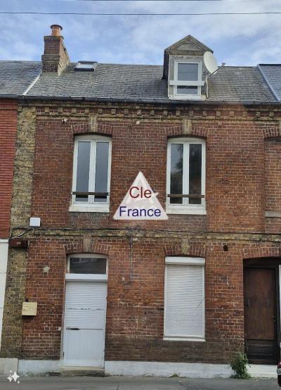 Charmante Maison De Ville Dans Une Ville Dynamique Proche De La Mer