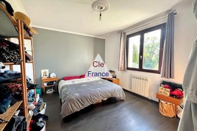 Maison Independante De 133,25 M² Habitables Sur Terrain De 1441 M²  Proche Gare, Combles Amenageabl