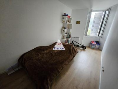 Albertville Centre (73200) : Grand Appartement T4 Avec Loggia Amenagee, Cellier Et Cave