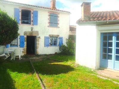 Maison Ancienne De Centre Bourg à Proximite Des Plages