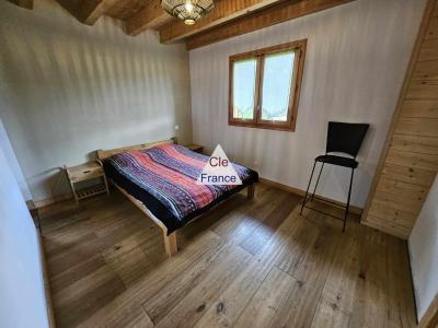 Allondaz (73200) :maison T5 De 2010 Avec Une Chambre Parentale Au Rez-de-chaussee Sur 640 M² De Terr